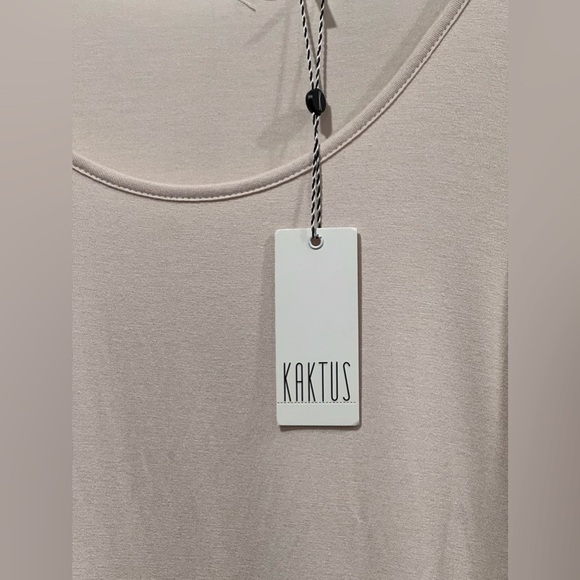 NWT Kaktus Cream Lace Loose Knit blouse tunic - Picture 5 of 8